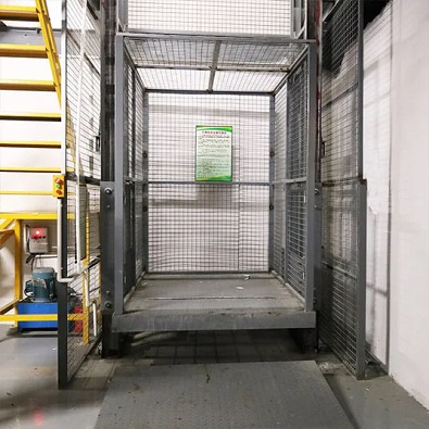 From Assembly Line to Warehouse: Industrial Cargo Lift Applications